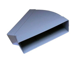 Regulus Oblouk horizontální 45° bez dělicích segmentů plast 60x200 mm